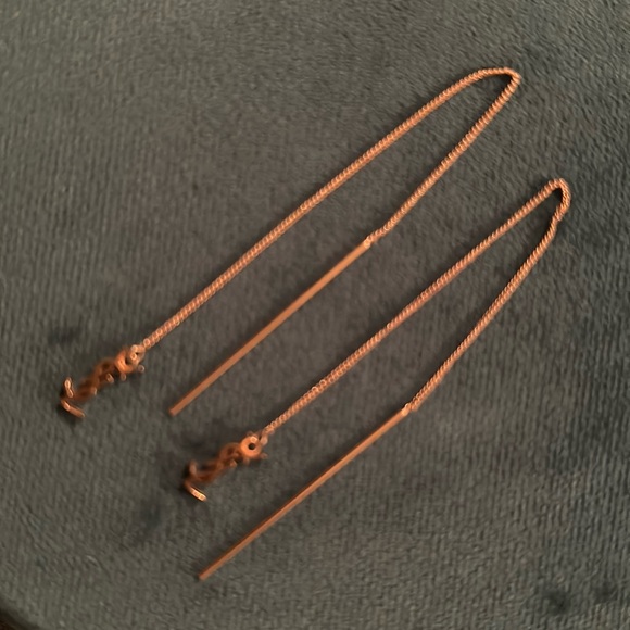 YSL CASSANDRE DROP EARRING - Picture 5 of 5